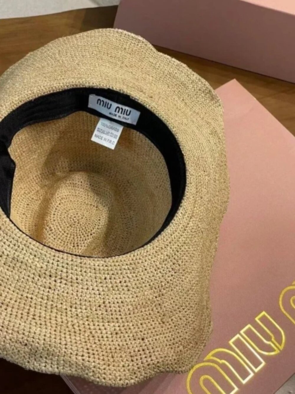 Miu Miu Beige Straw Hat with Red Accent - Picture 5 of 5